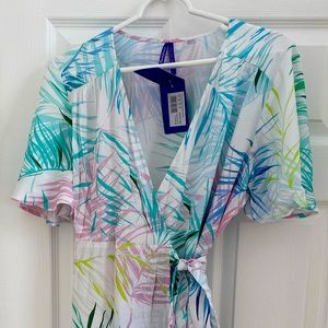 White floral Seraphine maternity dress